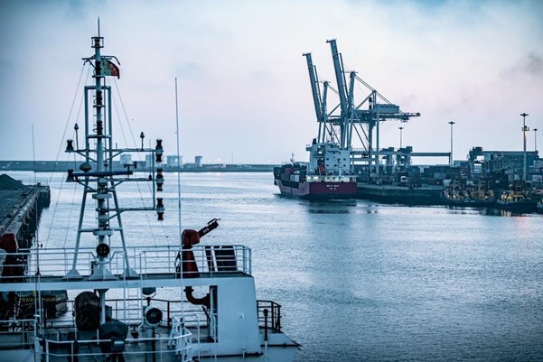 shipping solutions, warehousing services