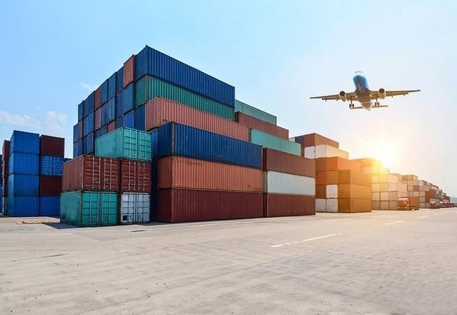 custom courier solutions, logistics freight solutions